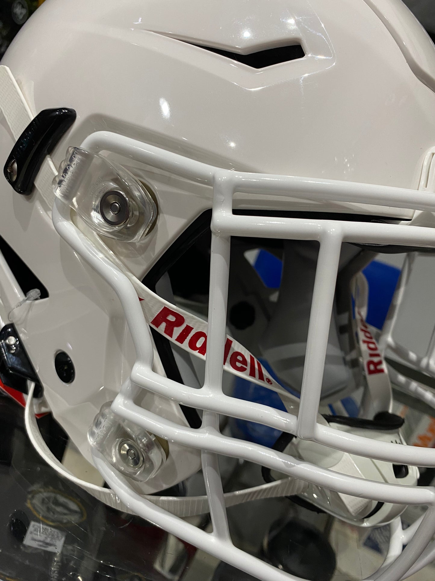 CASCO RIDDELL SPEED FLEX VARSITY BLANCO (incluye barra y barbiquejo)
